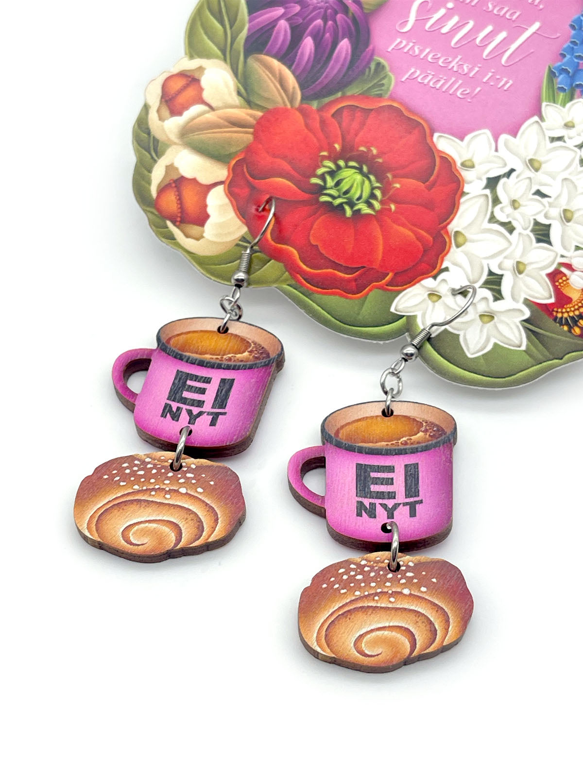 Ei (korvakoru, koukku)